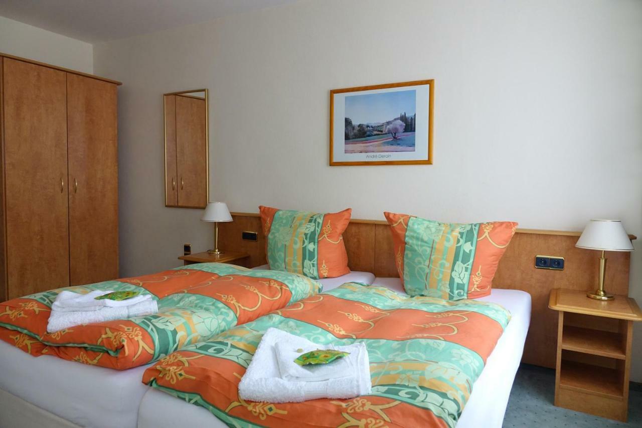Hotel Zur Sonne Falkenstein  ภายนอก รูปภาพ