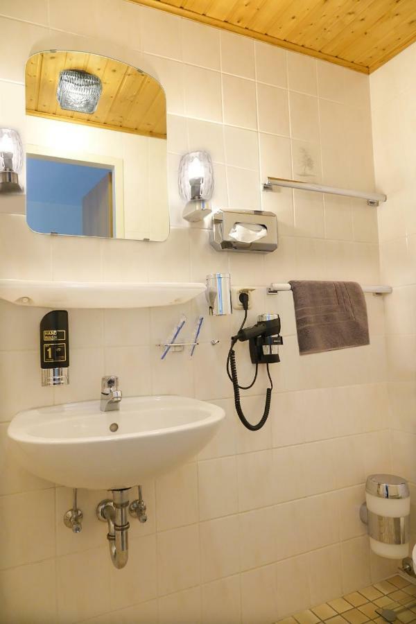 Hotel Zur Sonne Falkenstein  ภายนอก รูปภาพ